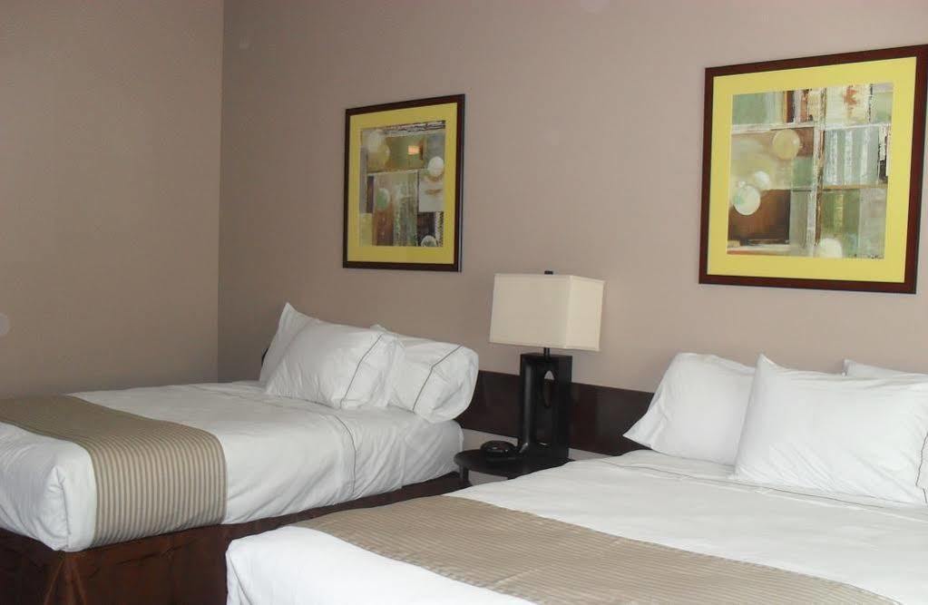 Bell'S Extended Stay And Suites Saint Robert Dış mekan fotoğraf